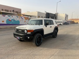 Toyota FJ Cruiser Used 2015 Toyota FJ Cruiser for sale in Riyadh