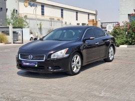 Nissan Maxima Used 2012 Nissan Maxima for sale in Dubai