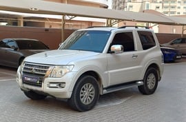 ميتسوبيشي باجيرو مستعمله 2015 ميتسوبيشي باجيرو للبيع فى دبي