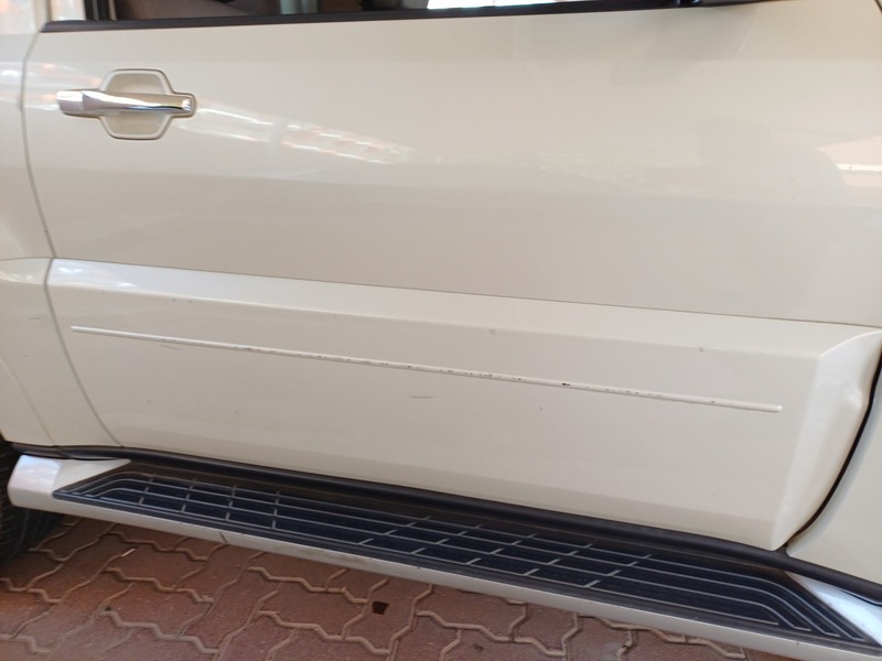 Used 2015 Mitsubishi Pajero for sale in Dubai