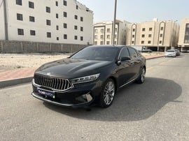 Kia K7 Used 2020 Kia K7 for sale in Dammam