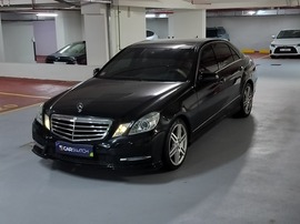 Mercedes E300 Used 2013 Mercedes E300 for sale in Dubai