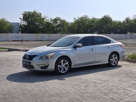 Nissan Altima Used 2013 Nissan Altima for sale in Sharjah