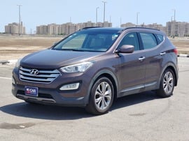 Hyundai Santa Fe Used 2014 Hyundai Santa Fe for sale in Jeddah