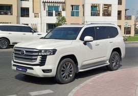 Toyota Land Cruiser Used 2024 Toyota Land Cruiser for sale in Dubai