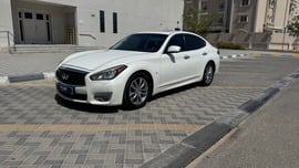 انفنتي Q70 مستعمله 2017 انفنتي Q70 للبيع فى الخبر