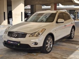 Infiniti QX50 Used 2015 Infiniti QX50 for sale in Dubai