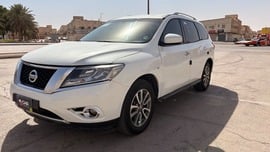 Nissan Pathfinder Used 2014 Nissan Pathfinder for sale in Riyadh