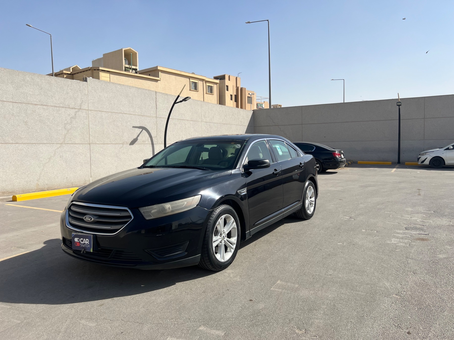 ford taurus